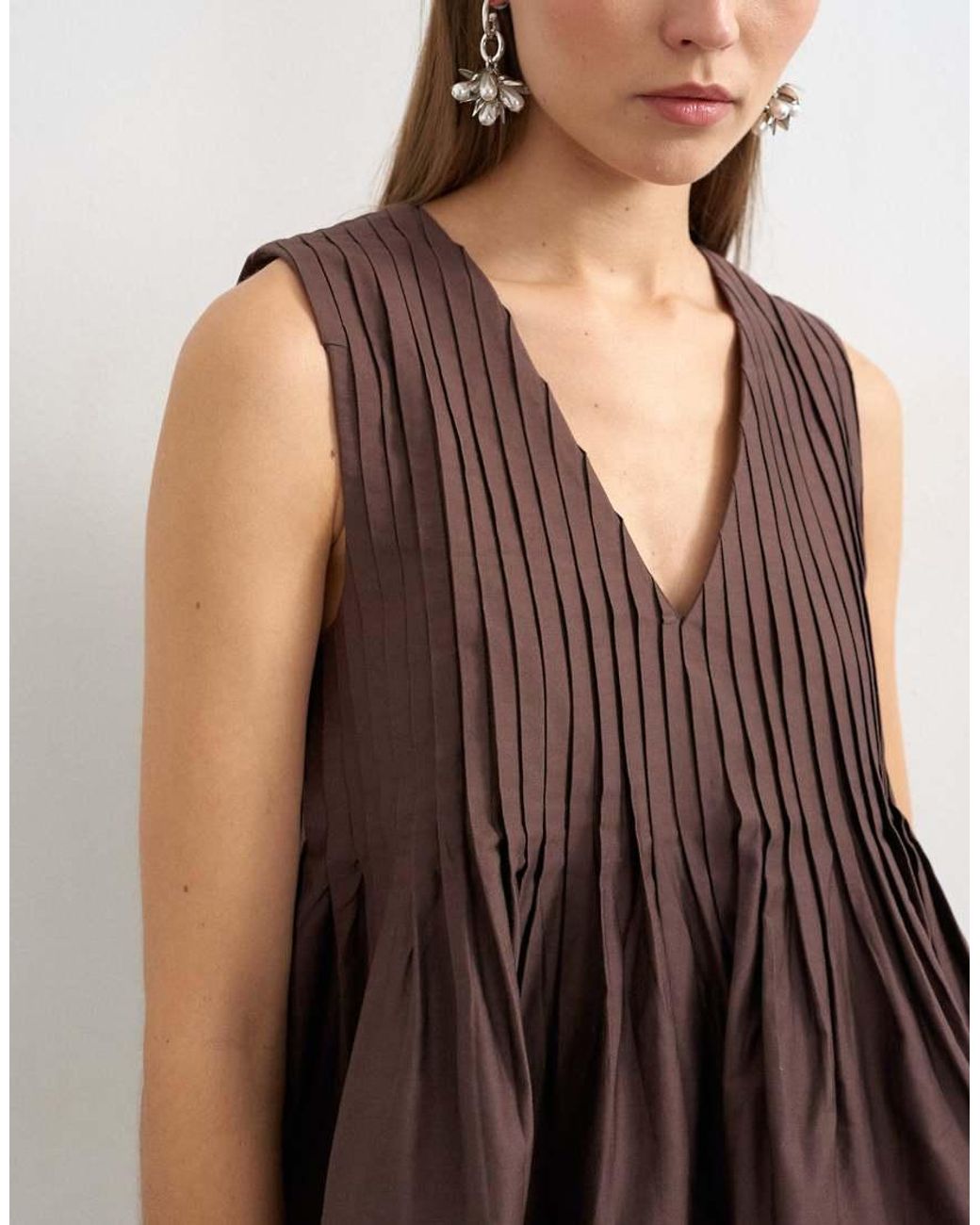 TOPSHOP Brown V Neck Pintuck Detail A Line Top
