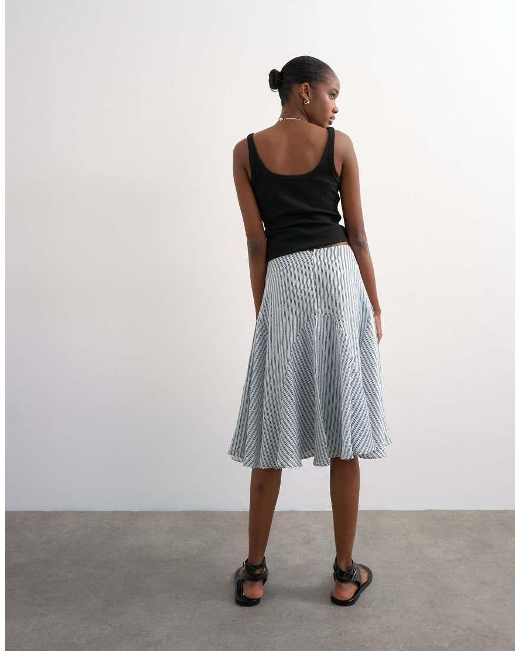 TOPSHOP Gray Drop Waist Godet Hem Crinkle Skirt
