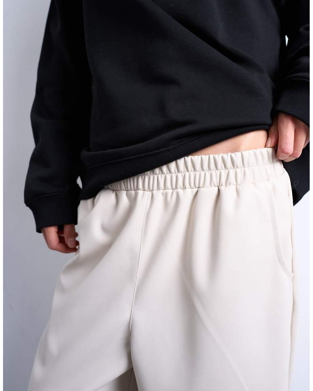 TOPSHOP White Faux Leather Awkward Length Pull On Trouser
