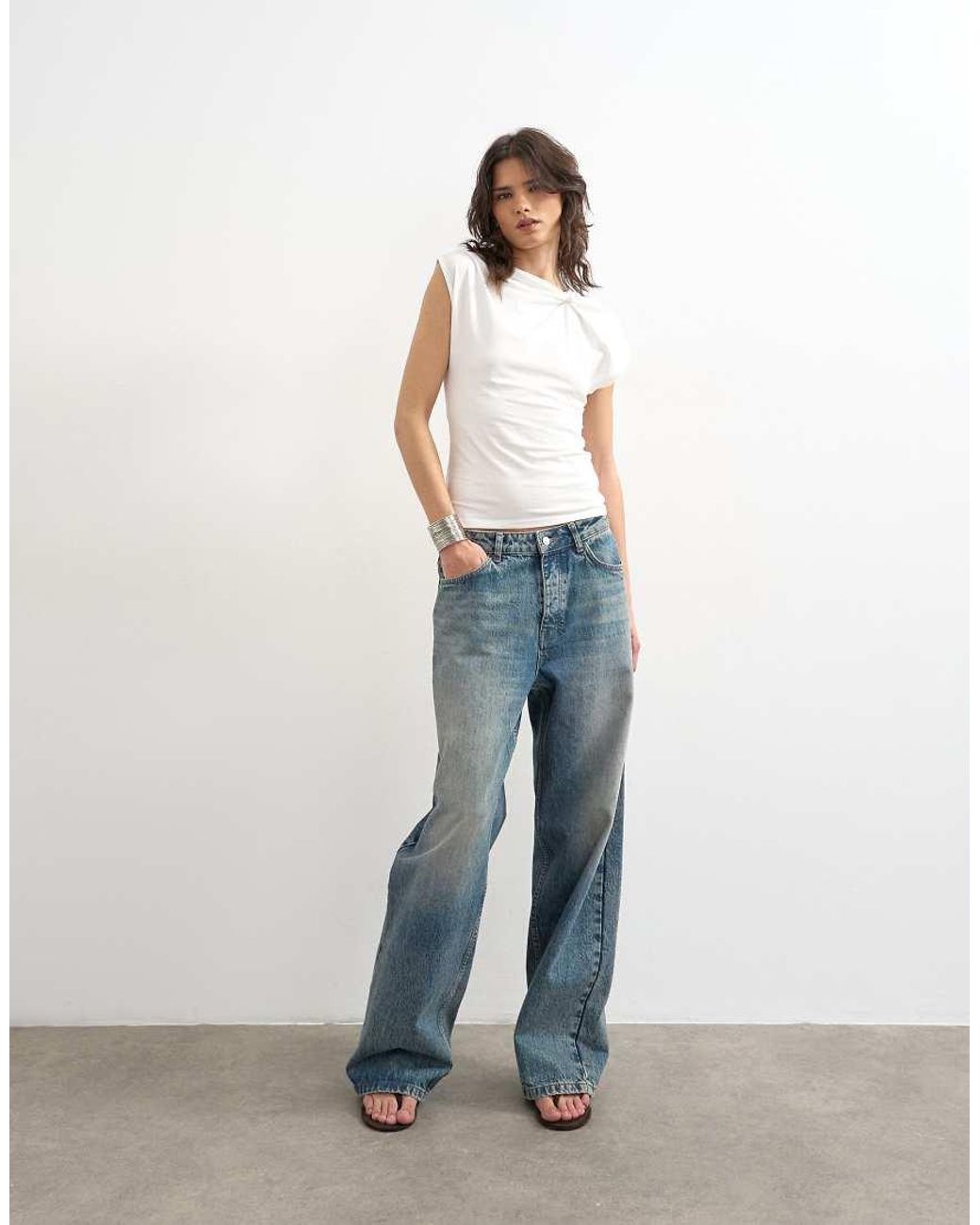 TOPSHOP White Knot Detail Tee