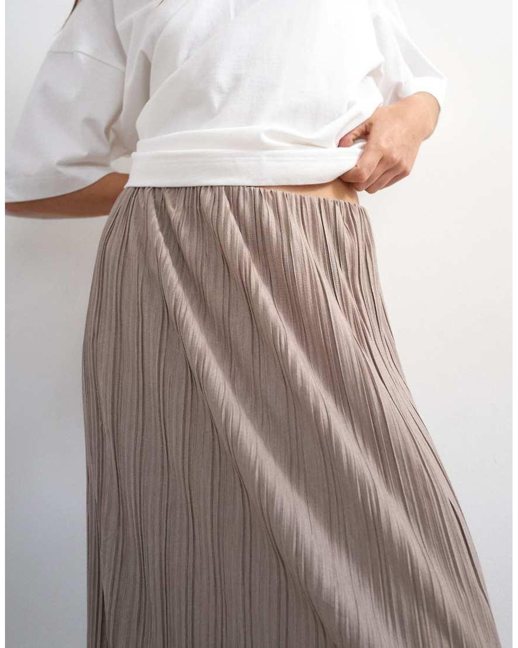 TOPSHOP Gray Plisse Maxi Skirt