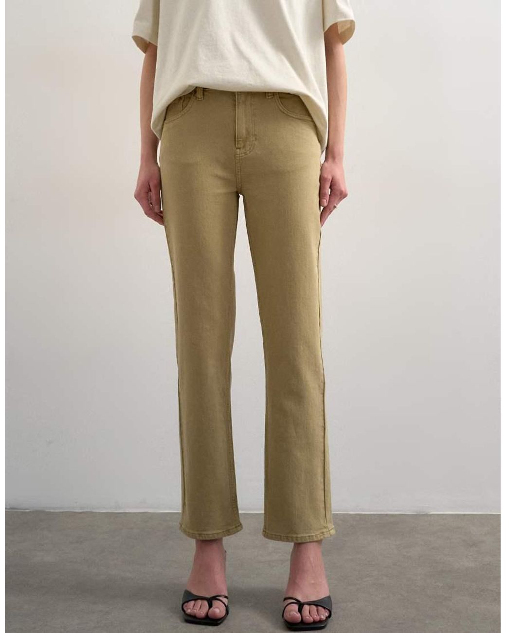 TOPSHOP Natural Orson Mid Rise Comfort Straight Jean