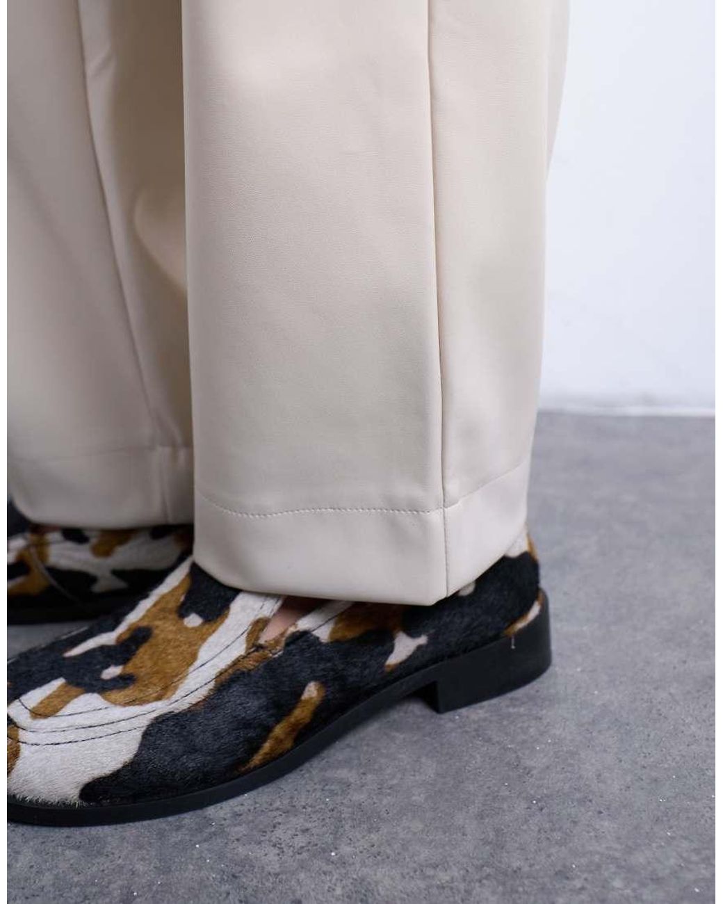 TOPSHOP White Faux Leather Awkward Length Pull On Trouser