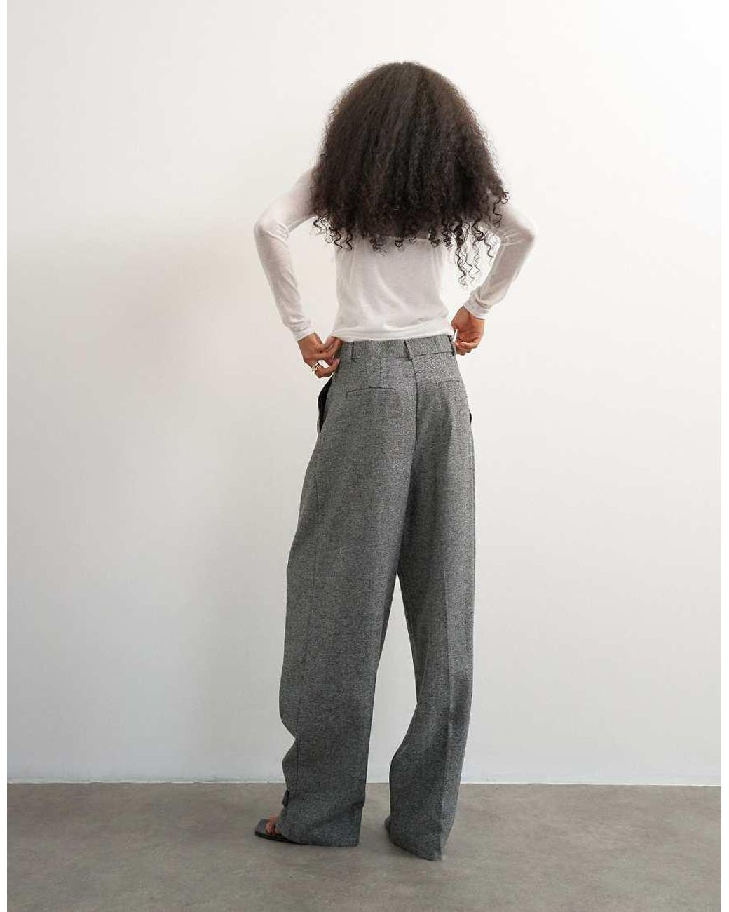 TOPSHOP Gray Tailored Cuff Hem Pleat Trouser