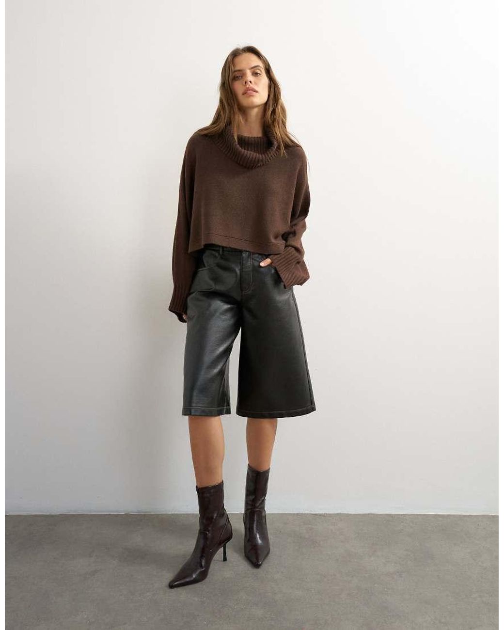 TOPSHOP Brown Knitted Wool Short Cape Jumper