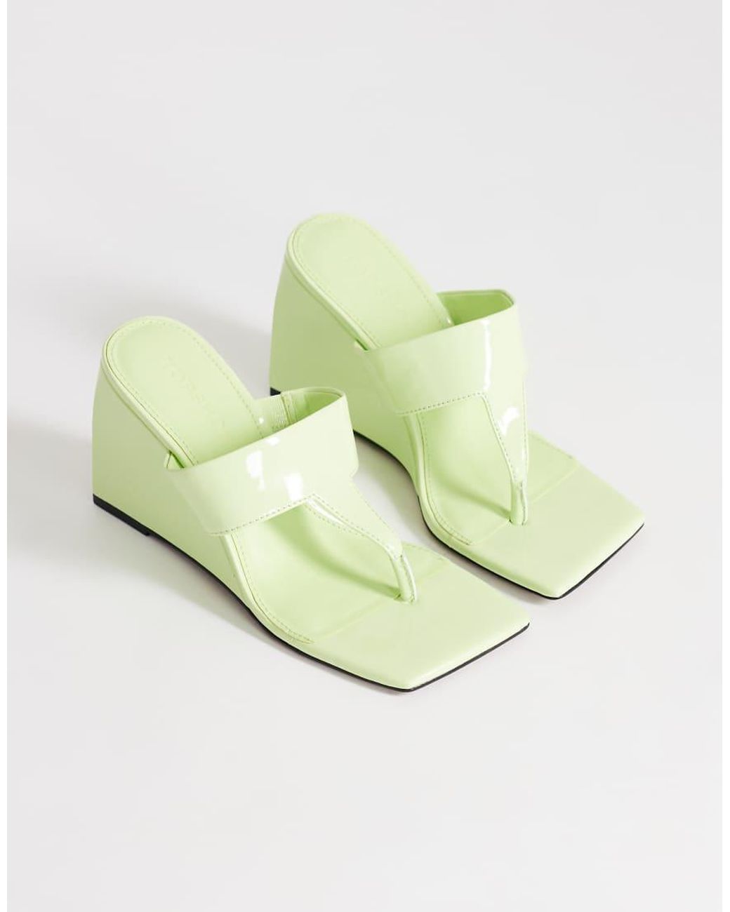 TOPSHOP Metallic Archer Toe Thong Wedge Heels