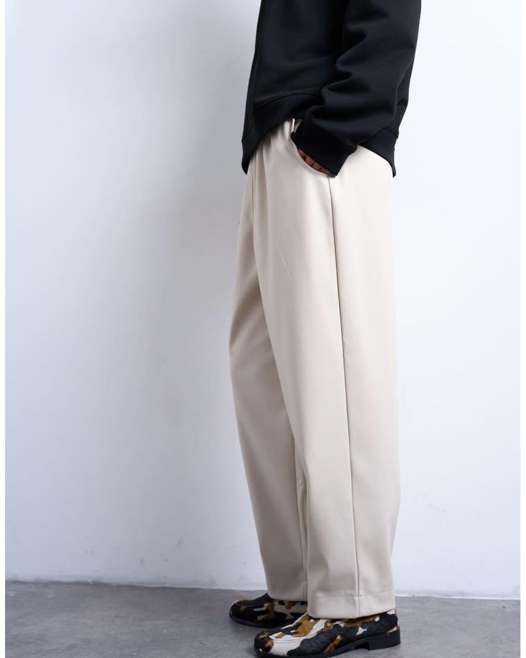 TOPSHOP White Faux Leather Awkward Length Pull On Trouser
