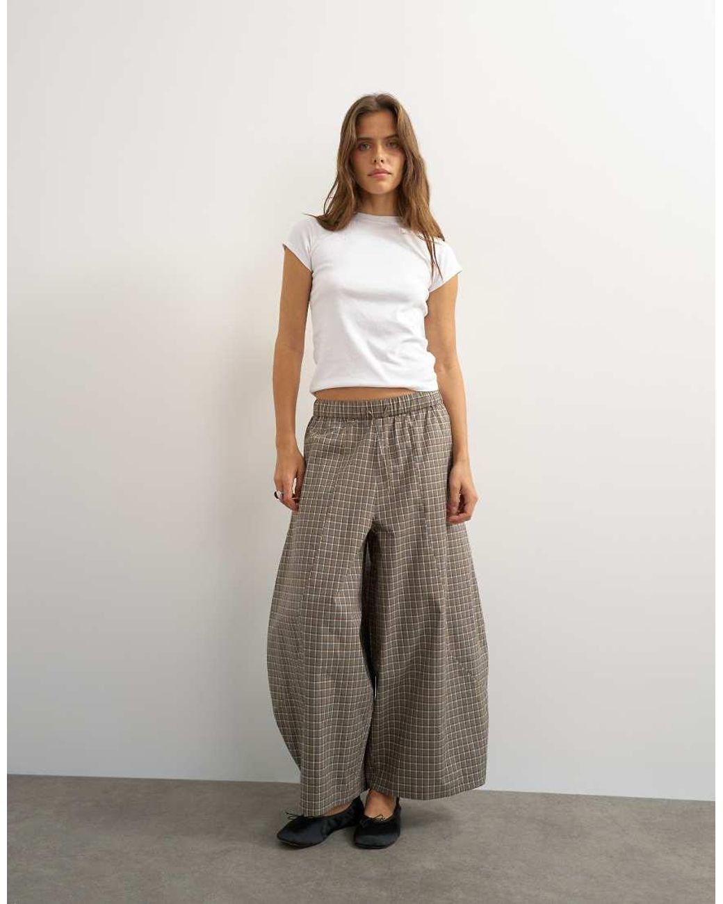 TOPSHOP Gray Ovoid Mid Length Trouser