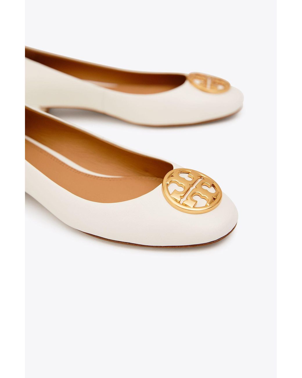 Tory Burch Chelsea Heelsed Ballet Flats in White | Lyst