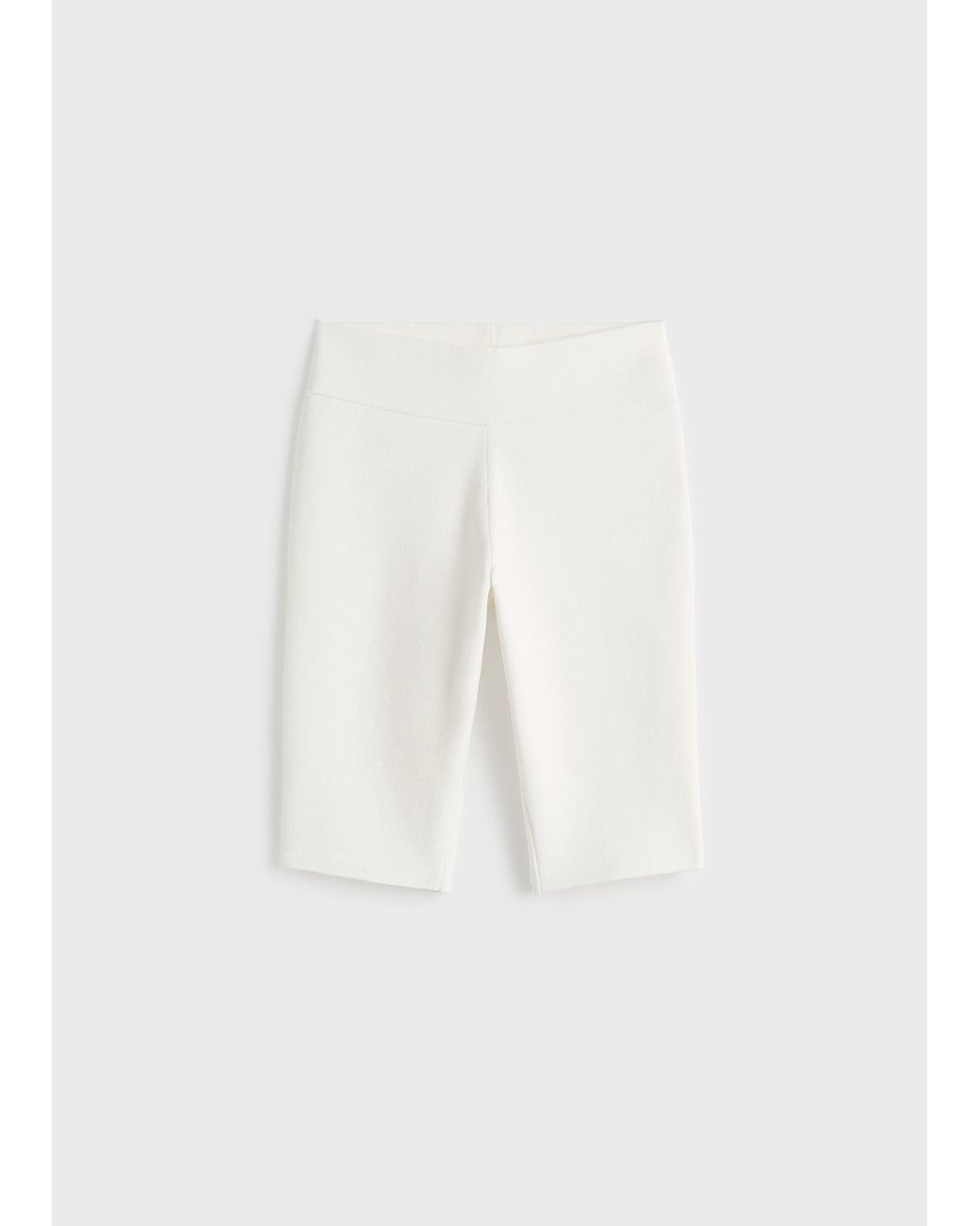 Totême White Capri Knit Shorts
