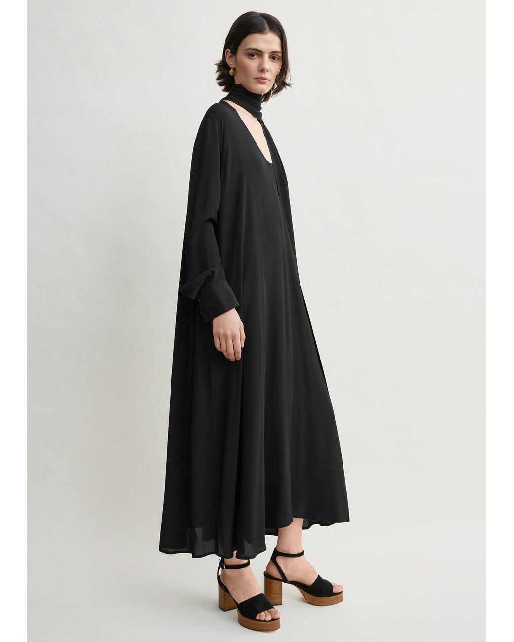 Totême Black Rounded Neckline Dress