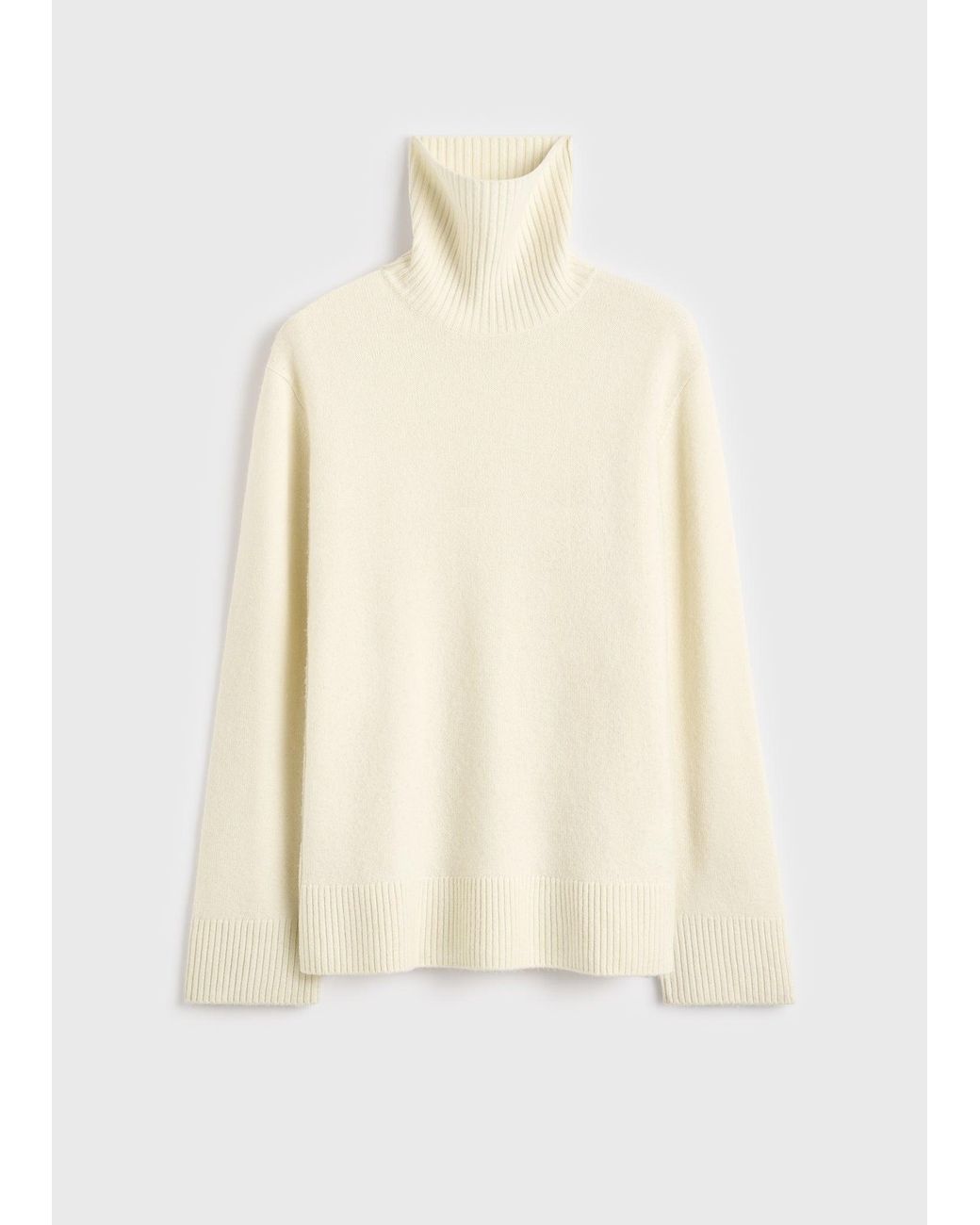Totême White Cashmere Turtleneck