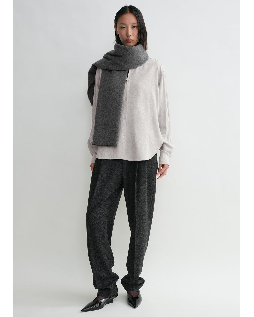 Totême Gray Wide Classic Wool Scarf Mid