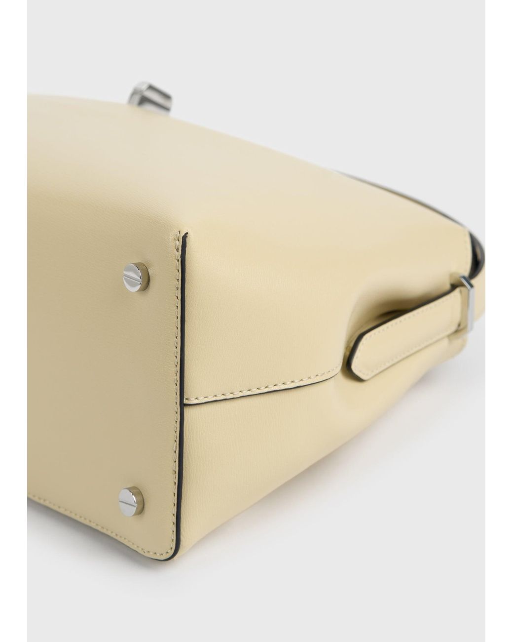 Totême Natural T-Lock Leather Top Handle