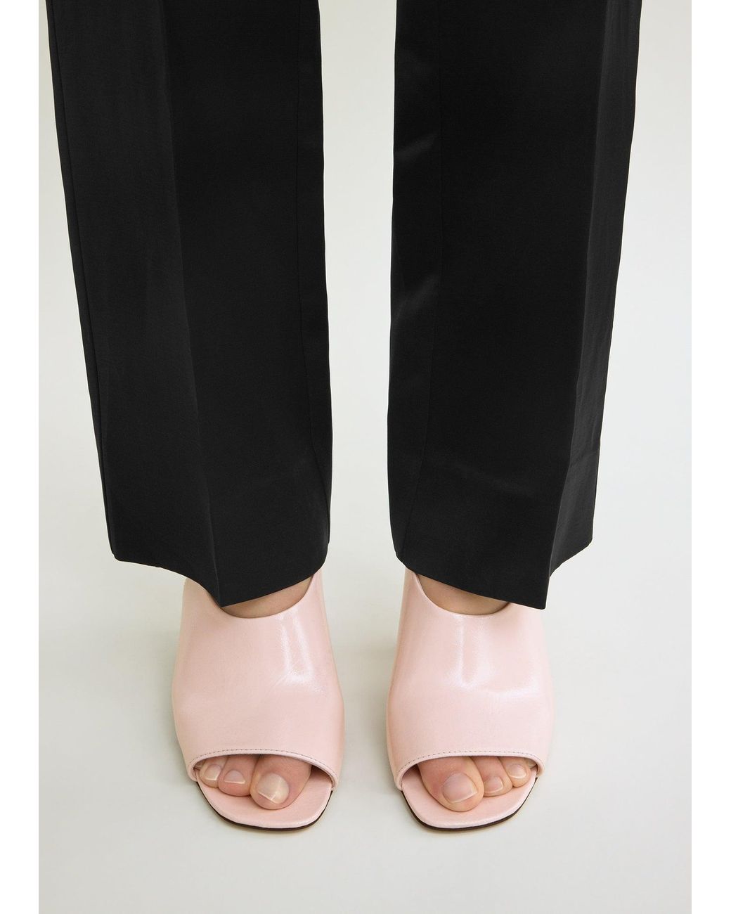 Totême Natural Contour Naplack Slingbacks