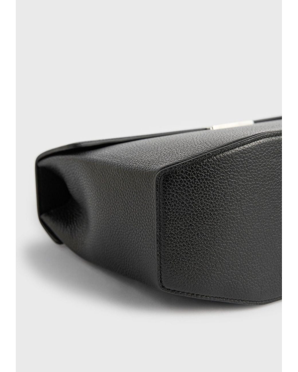 Totême  Black Clip Grained-Leather Top Handle