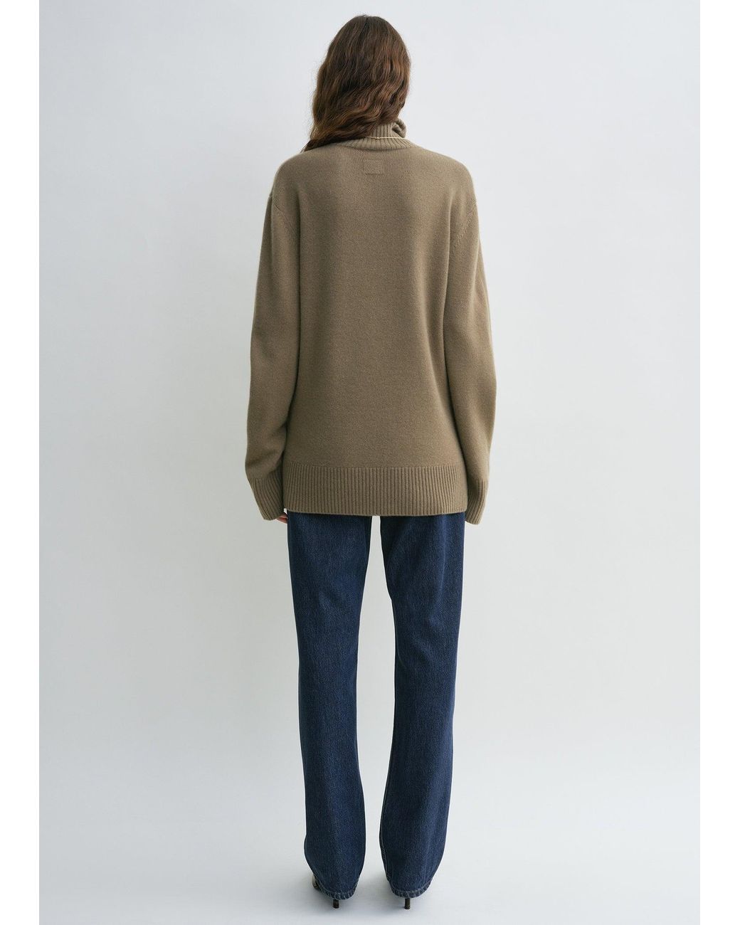 Totême Natural Cashmere Turtleneck