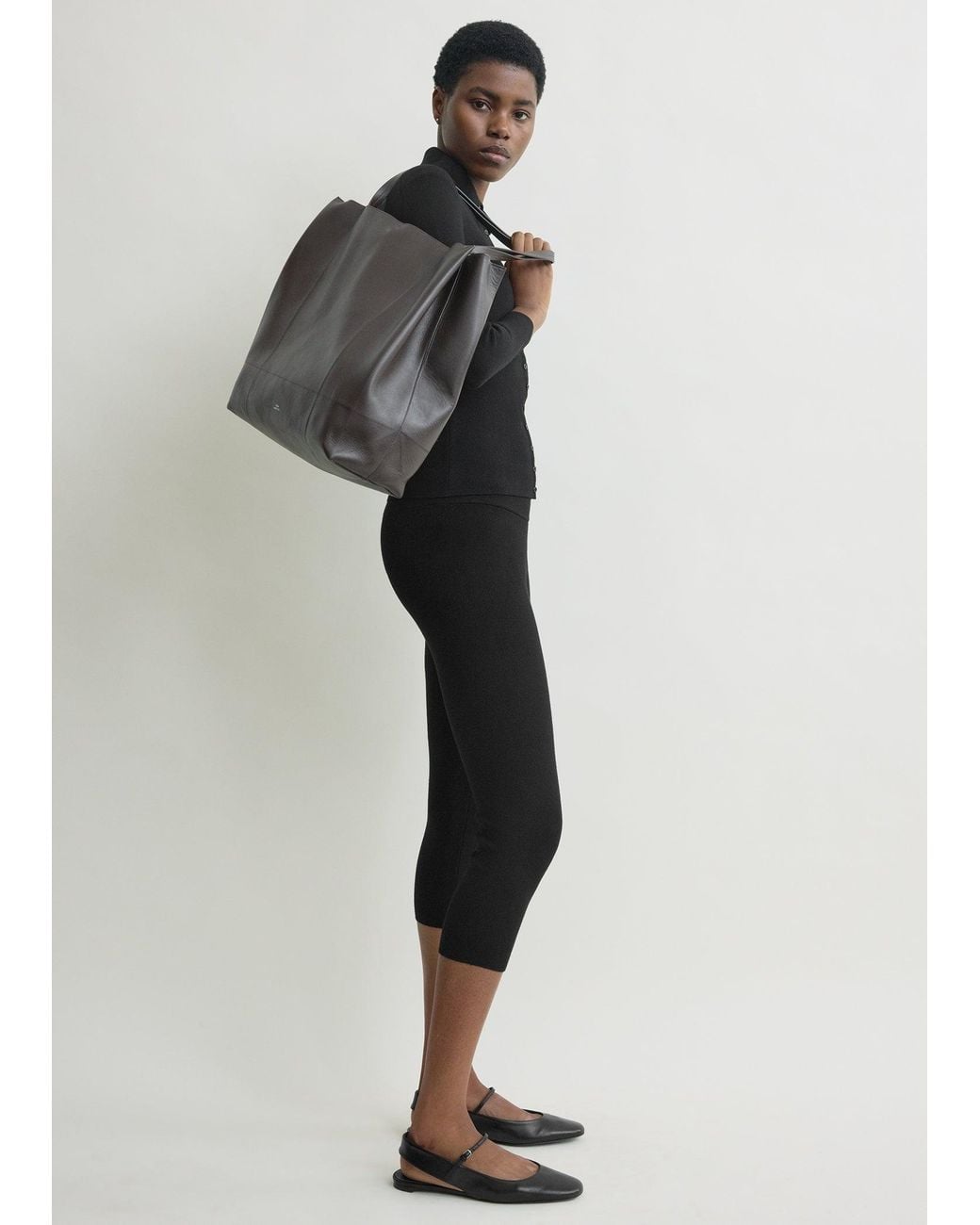 Totême Black Capri Knit Leggings