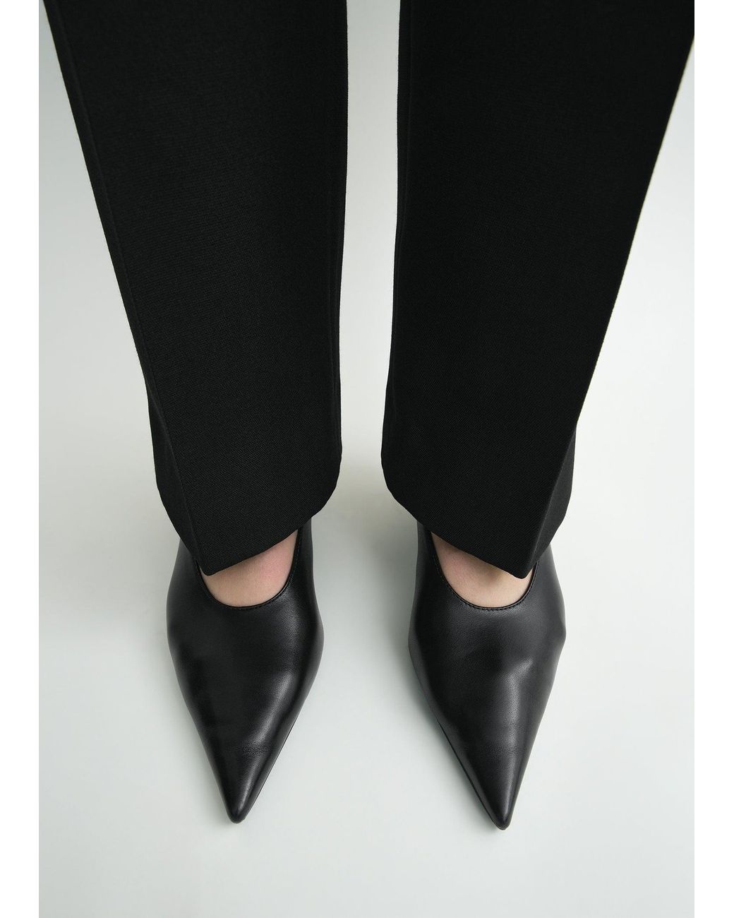 Totême White Sharp Nappa Kitten Pumps