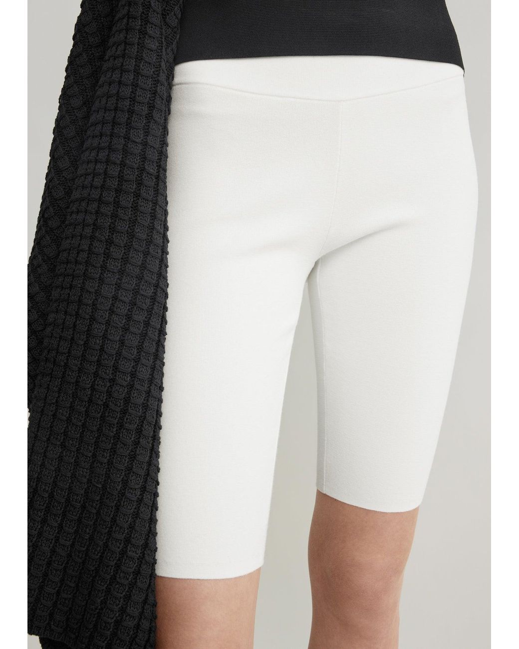 Totême White Capri Knit Shorts
