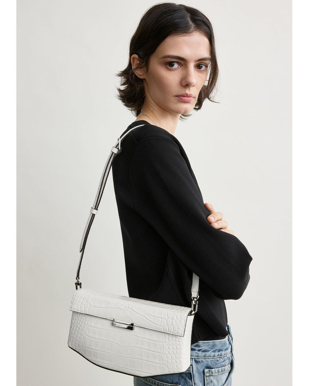 Totême Natural Clip Croco-Embossed Clutch
