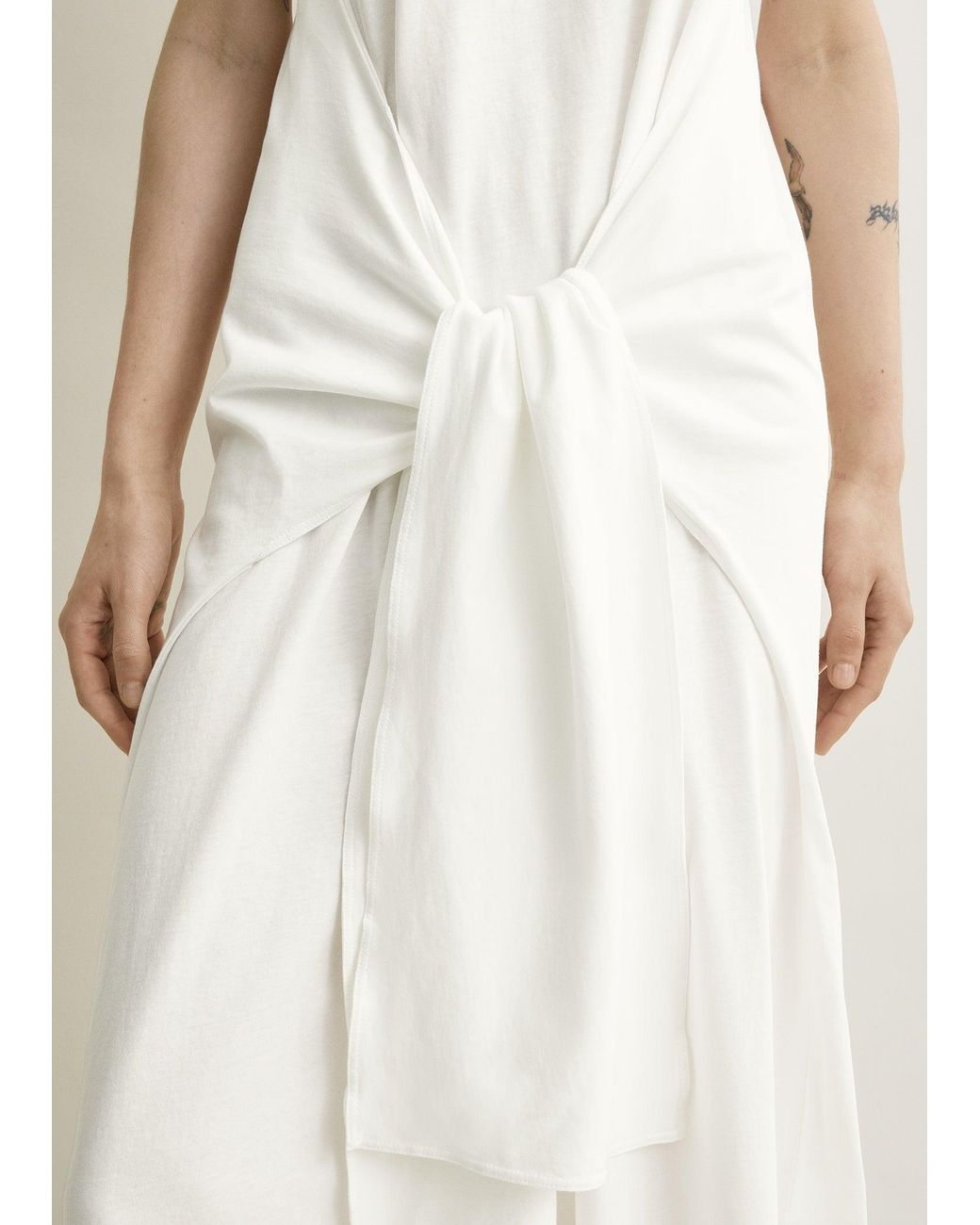 Totême  Natural Tie-Waist Jersey Dress