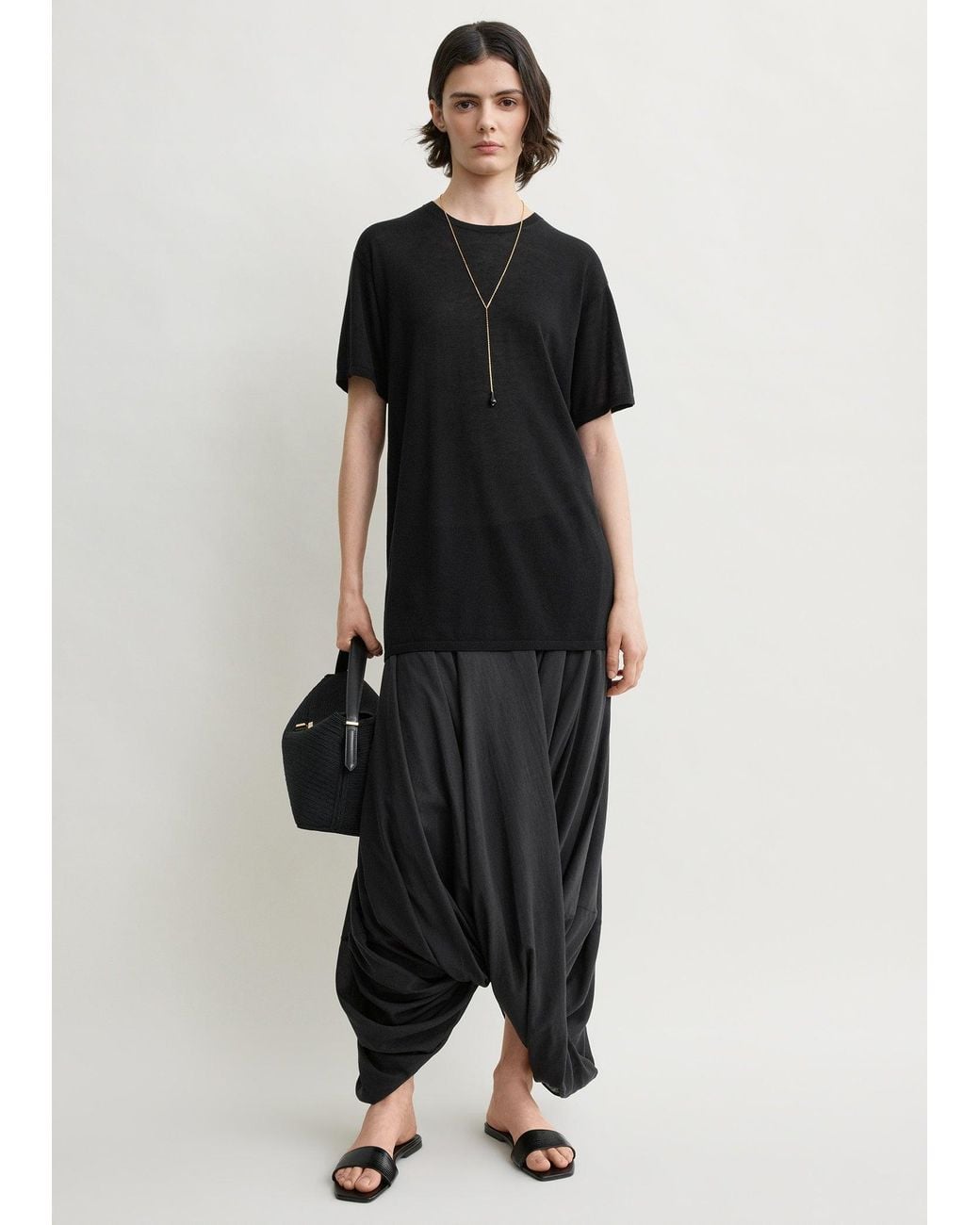 Totême  Black Tee Knit