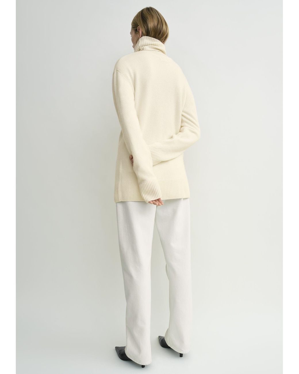 Totême White Cashmere Turtleneck