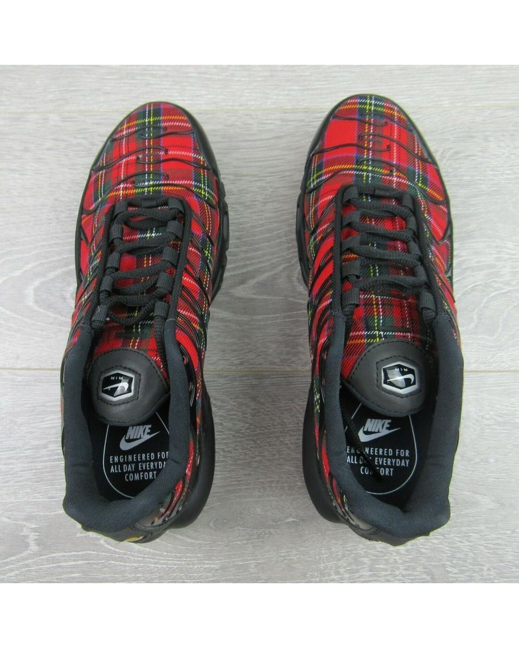 nike air max plus tn se tartan women's shoe