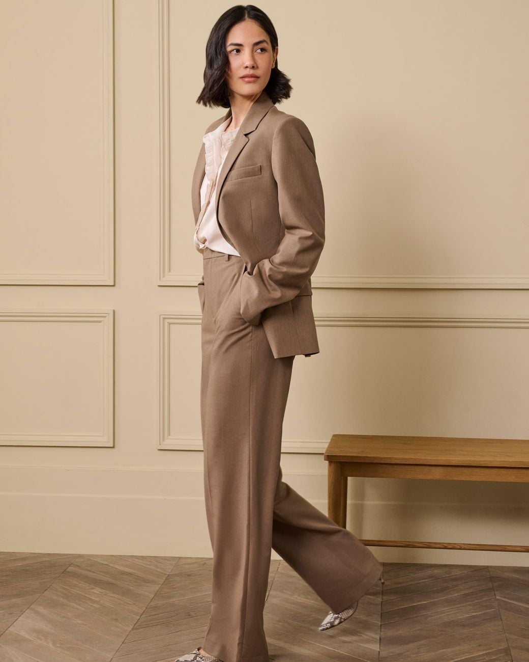 Vince Natural Elsa Fine Wool High Rise Straight Leg Trouser