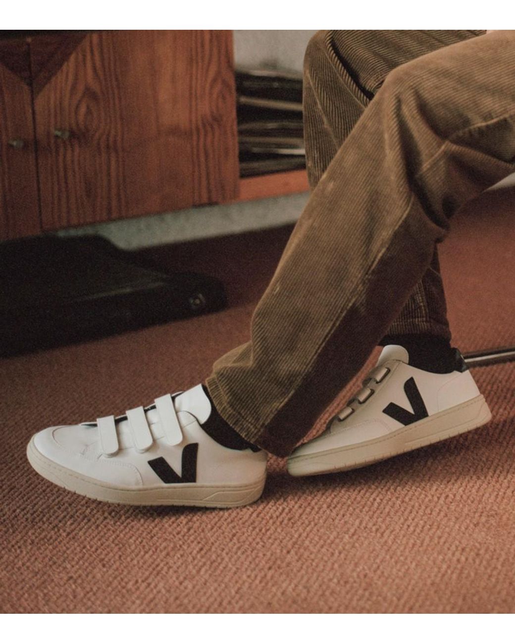 veja v lock black