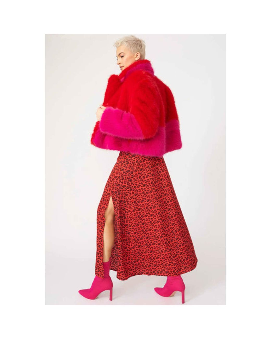 JAYLEY - Pink and Red Bamboo Faux Fur Cropped Jacket