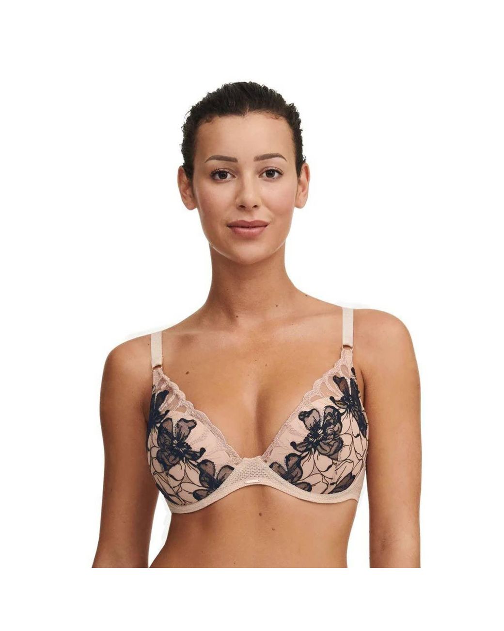 Chantelle 11m1 True Lace Very Covering Underwired Bra in Black
