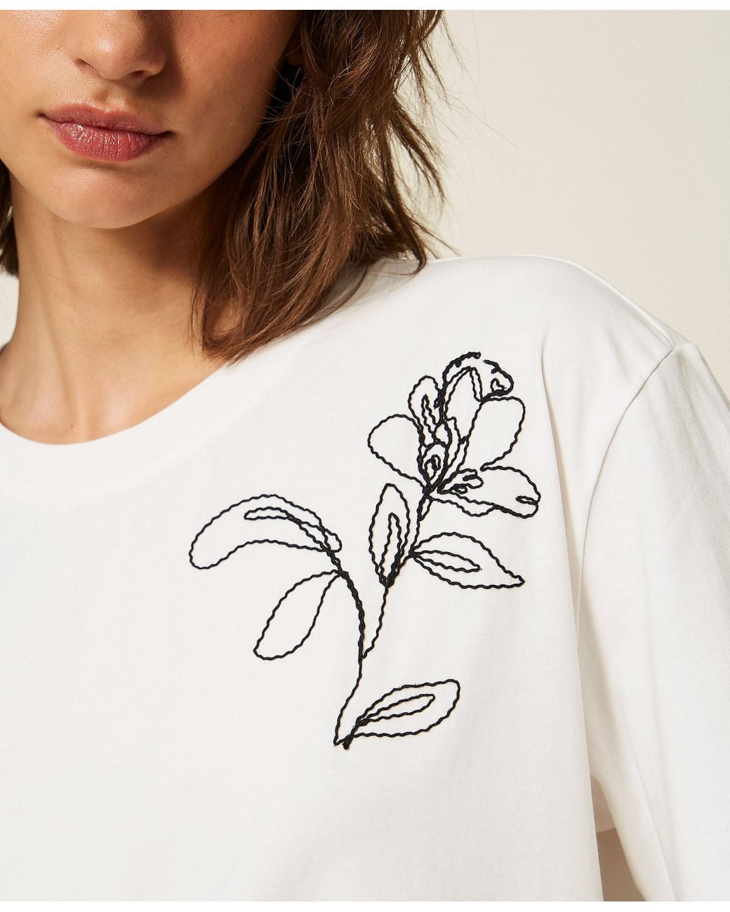 Twinset Natural T-Shirt With Floral Embroideries