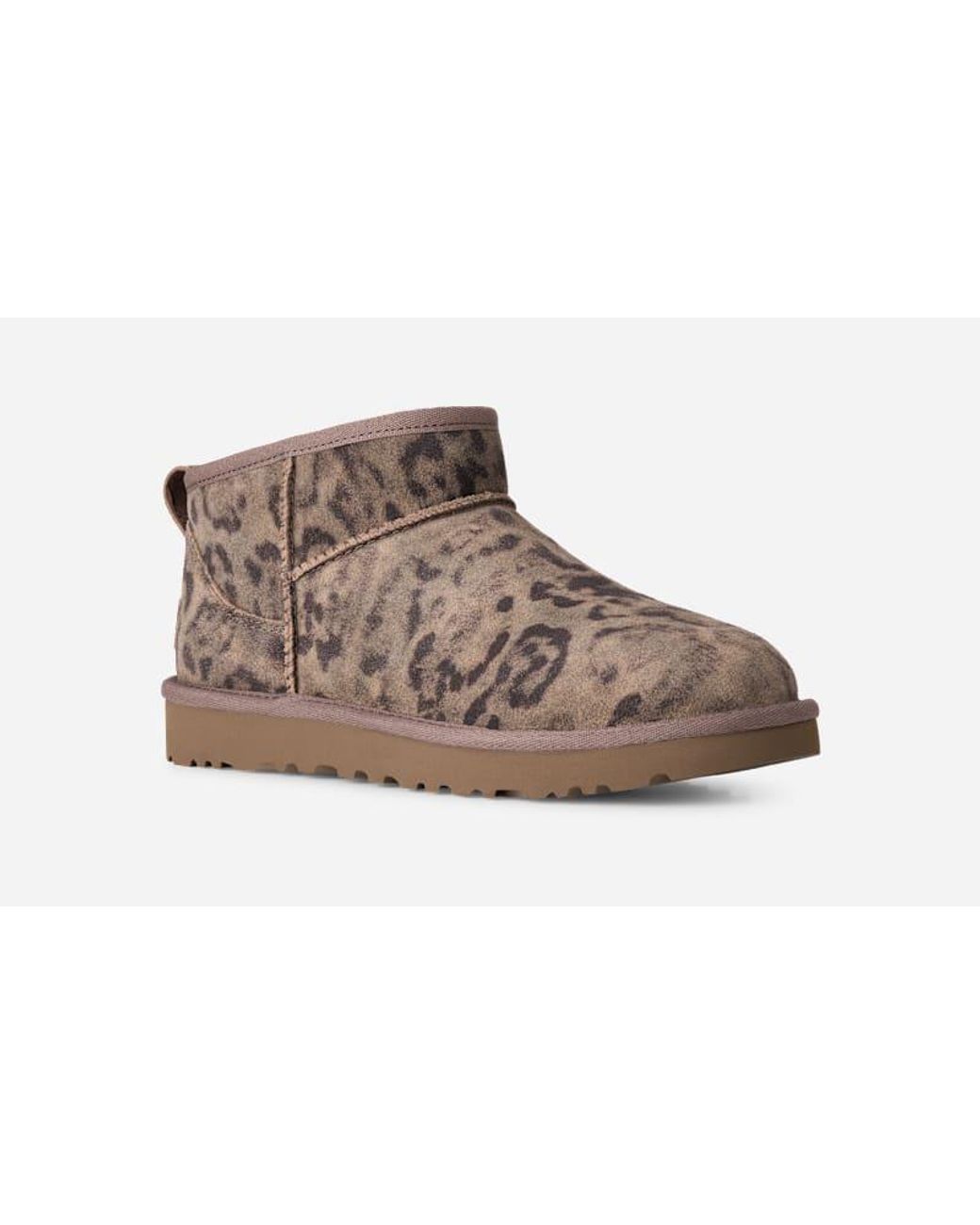 Classic Ultra Mini Spotted Boot Ugg en coloris Brown