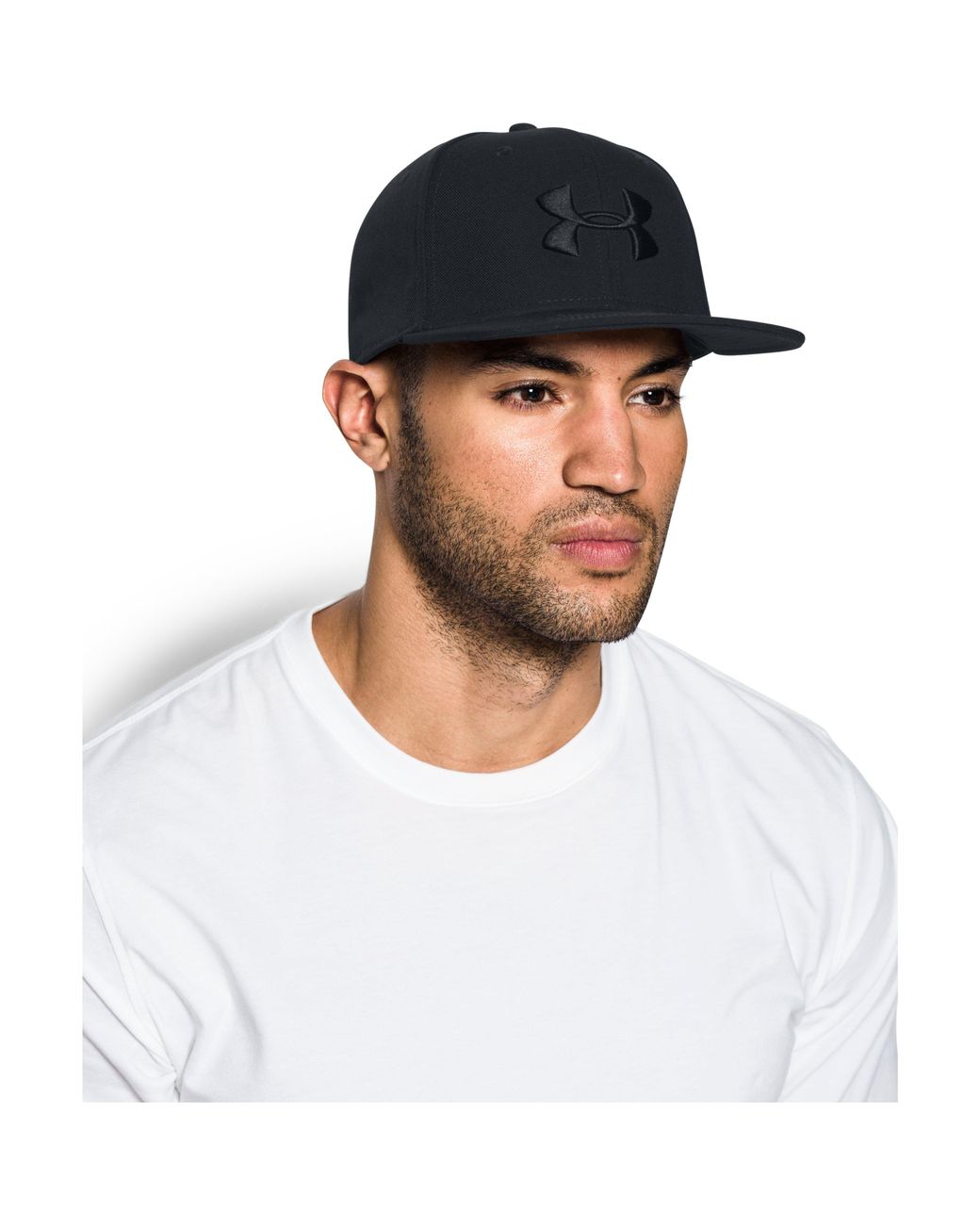 Snapback cap under online armour