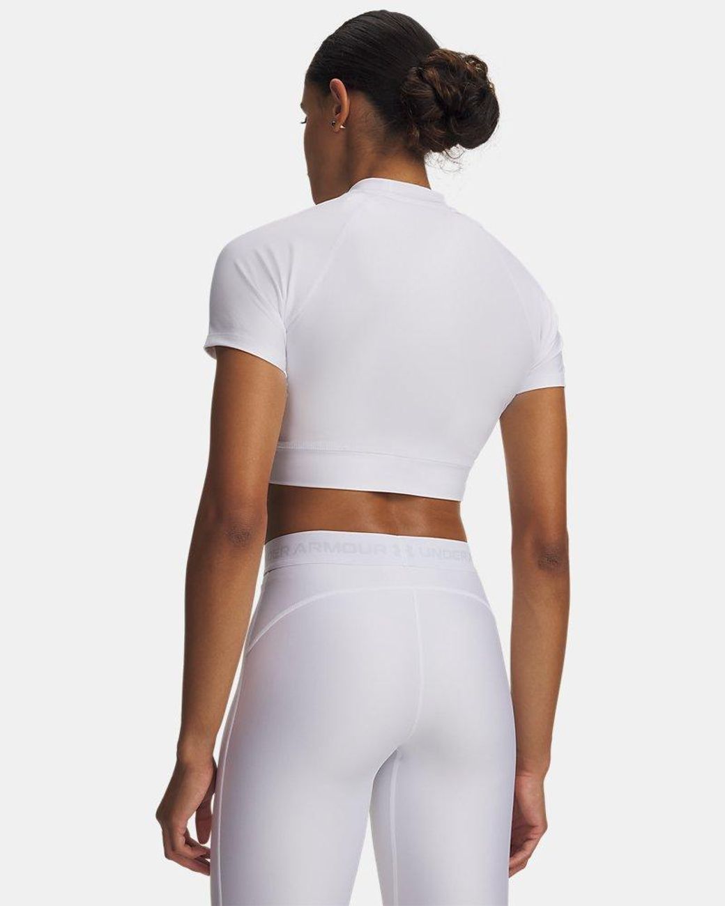 Under Armour White Heatgear Crop Mock Short Sleeve Halo