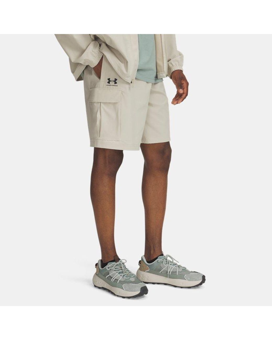 Under Armour Brown Vibe Woven 8" Cargo Shorts Khaki Base for men