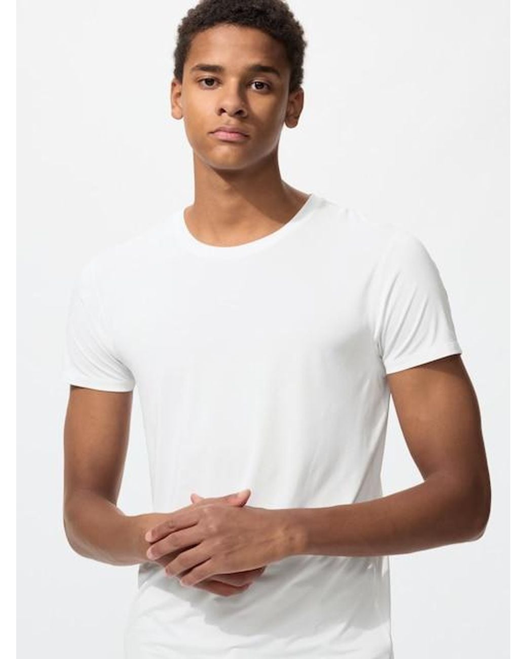 Uniqlo White Airism Crew Neck T-Shirt for men
