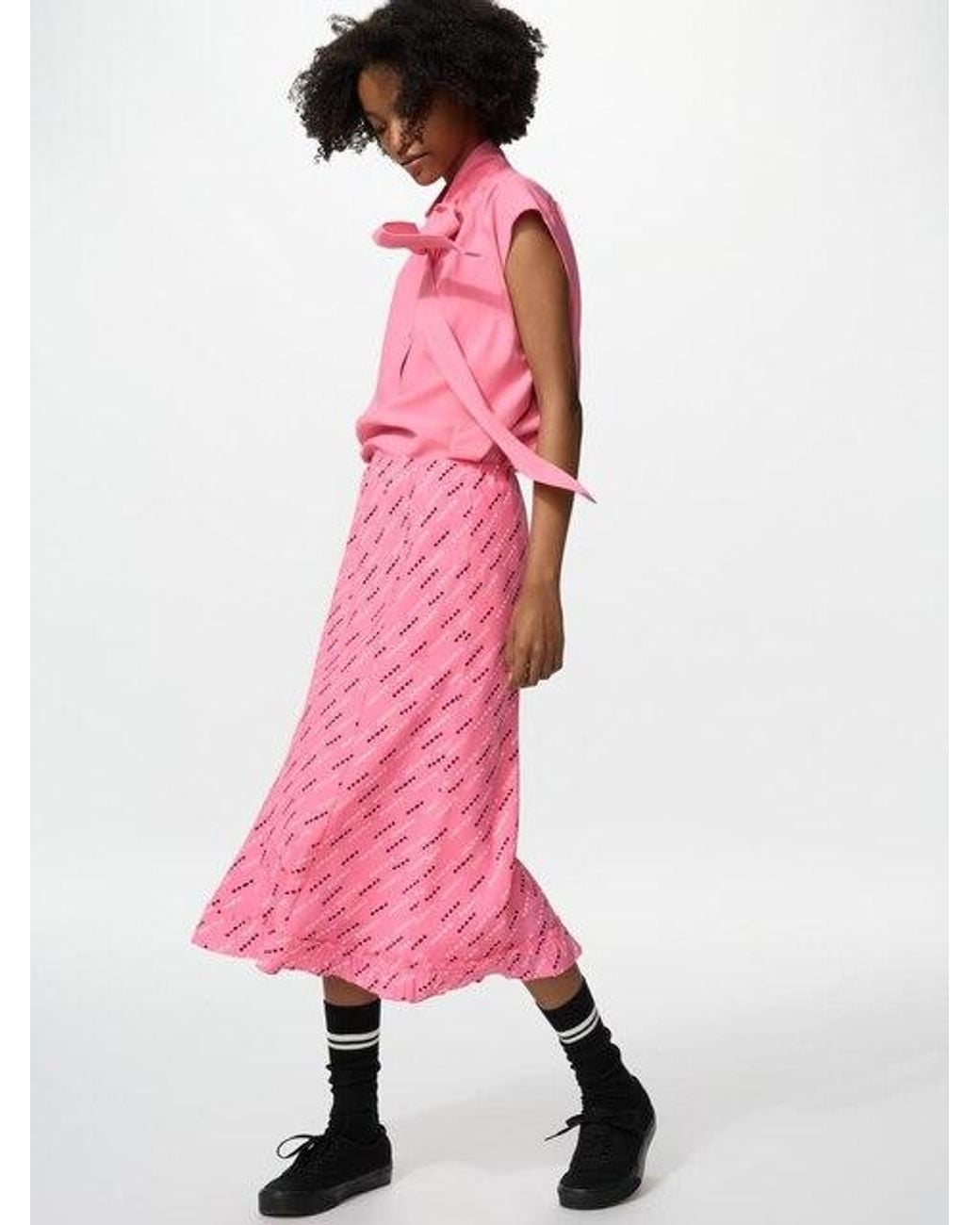 Uniqlo Pink Flared Long Skirt (Printed)