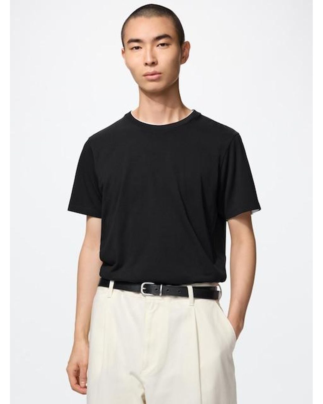 Uniqlo Black 100% Supima Cotton T-Shirt for men