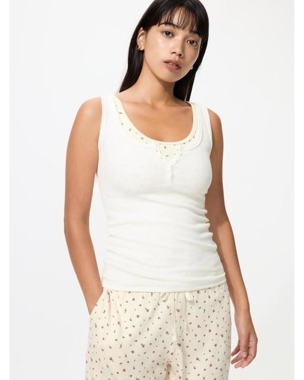 Uniqlo White Henley Neck Sleeveless Top