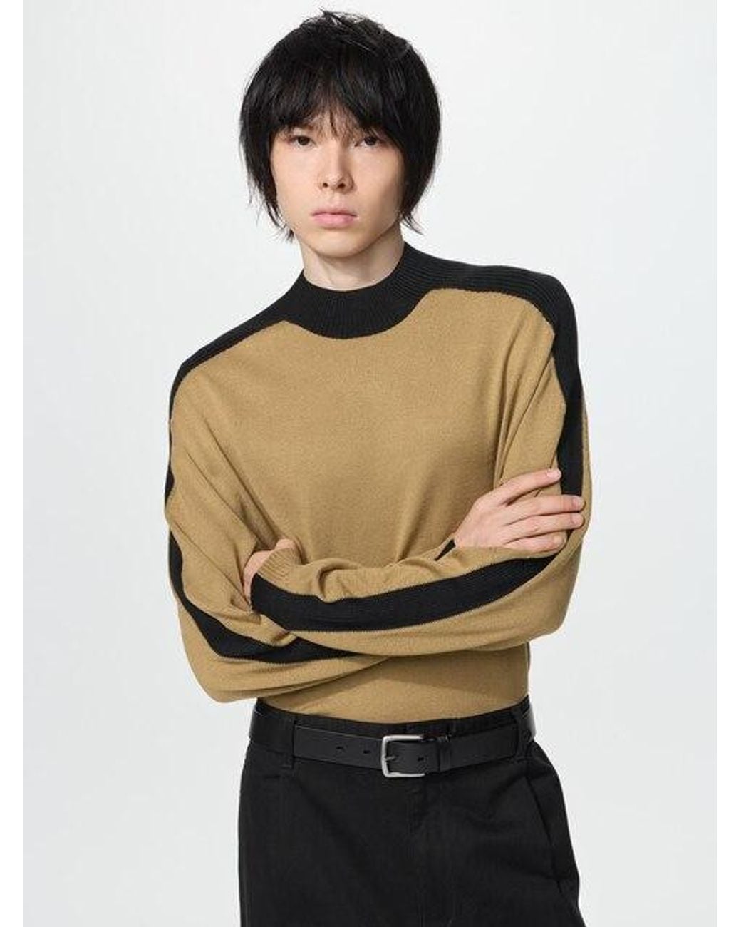 Uniqlo Gray 3D Knit Seamless Mock Neck Jumper