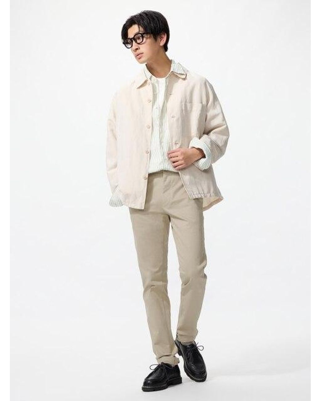 Uniqlo White Slim Chino Trousers for men