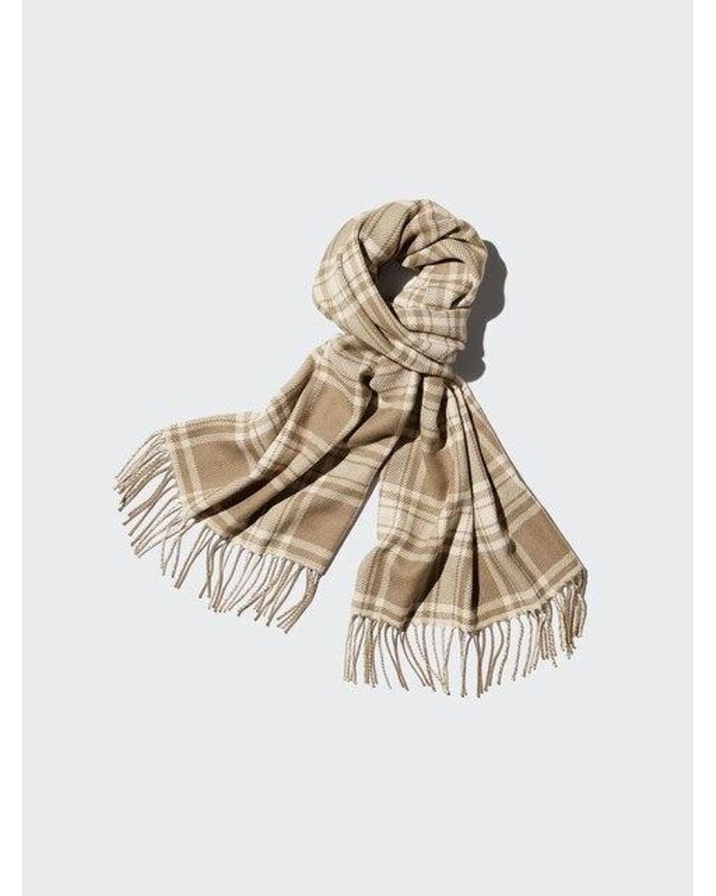 Uniqlo White Heattech Scarf (Patterned) for men