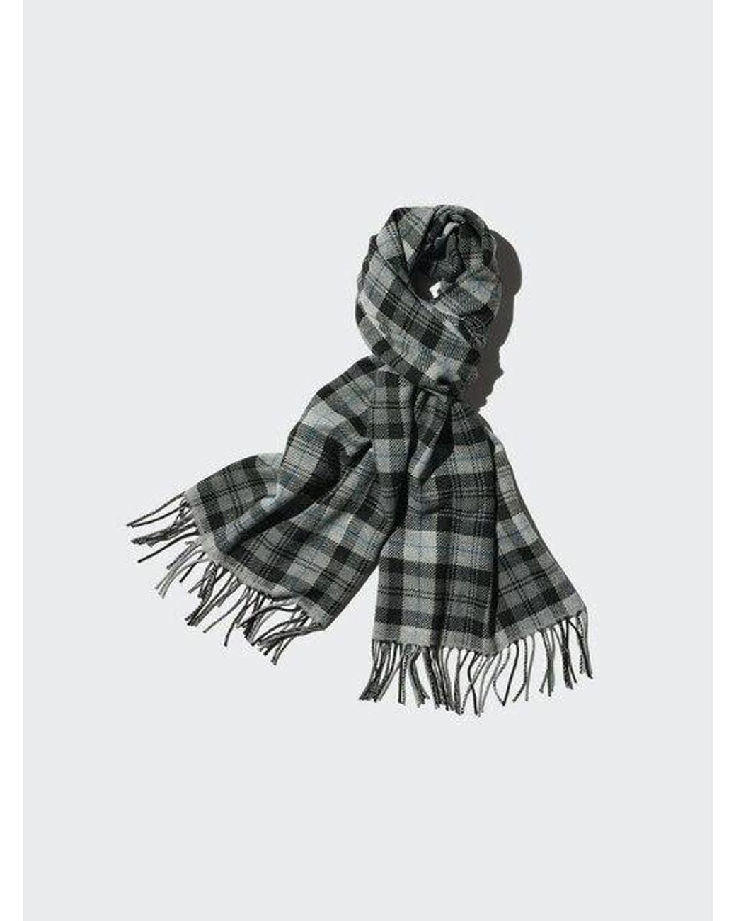 Uniqlo White Heattech Scarf (Patterned) for men