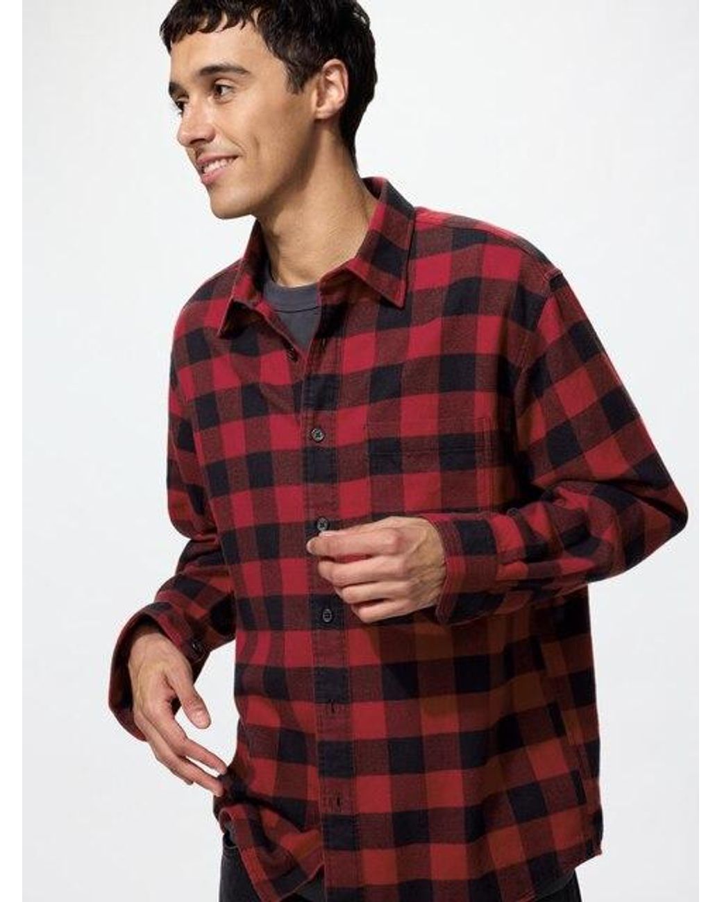 Uniqlo Red Flannel Shirt (Regular Collar, Checked) for men