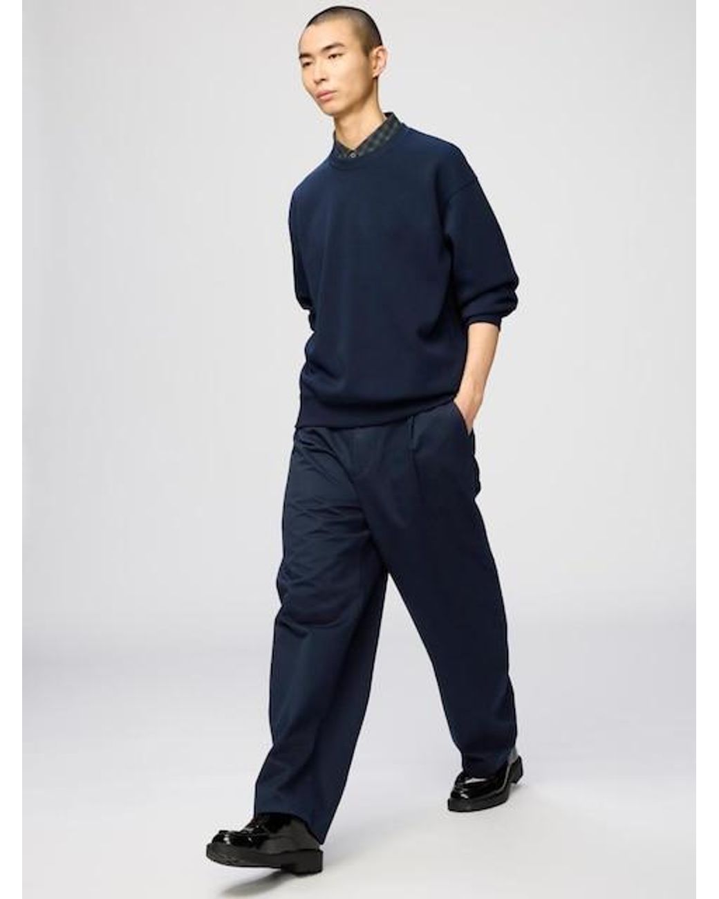 Uniqlo Blue Barrel Trousers for men