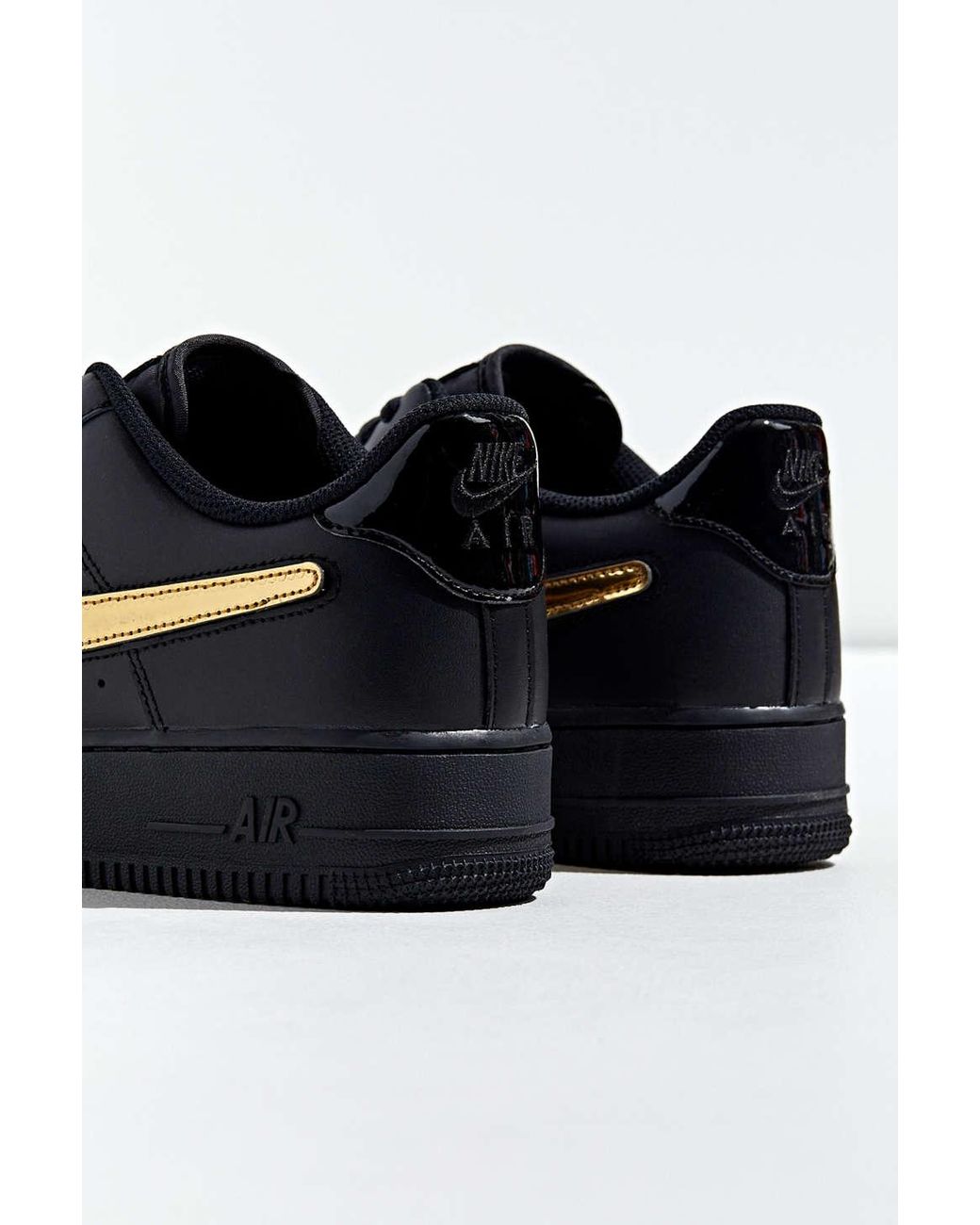 Nike Air Force 1 07 Swoosh Patches Sneaker for Men | Lyst