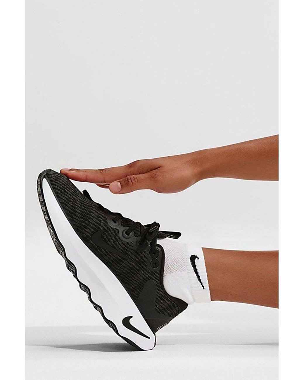 Nike White Everyday Elevated Lowcut Socks 6-Pack for men